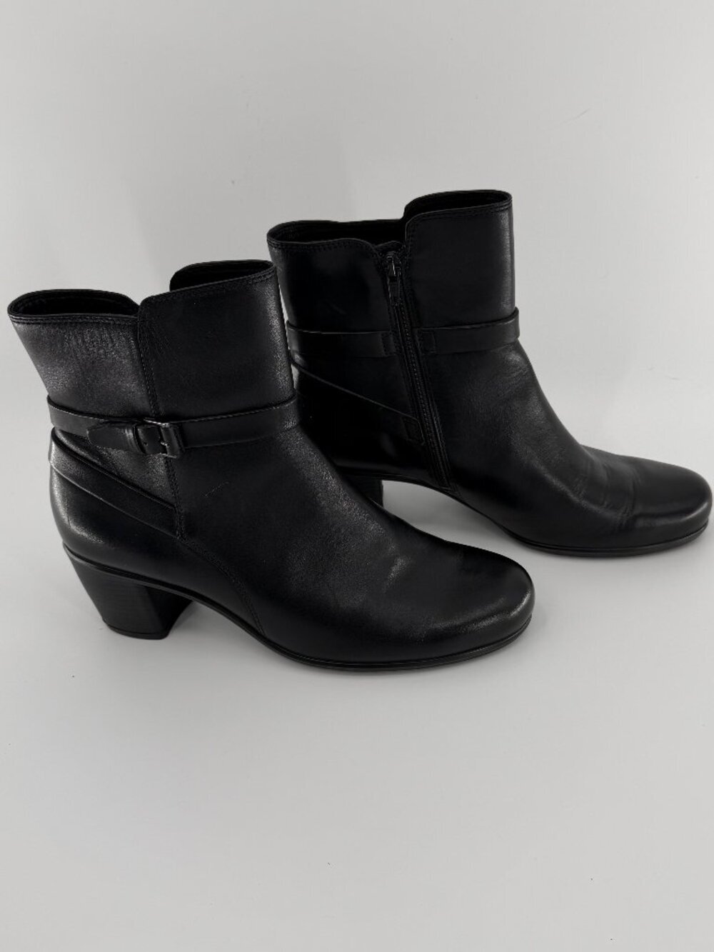 ECCO Black Leather Ankle Boots - Women's Size 40 (US 9-9.5) - Buckle Detail
